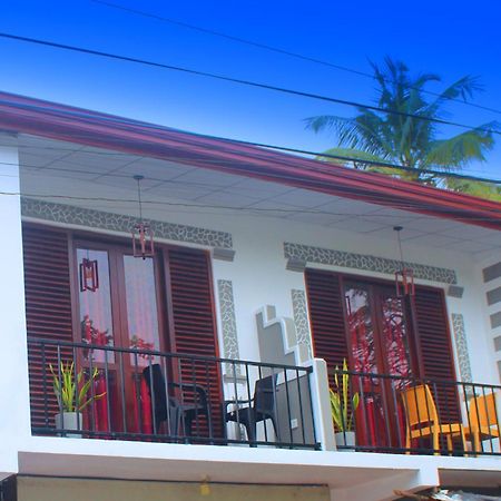 Samee Dream Guest Hotell Midigama East Exteriör bild