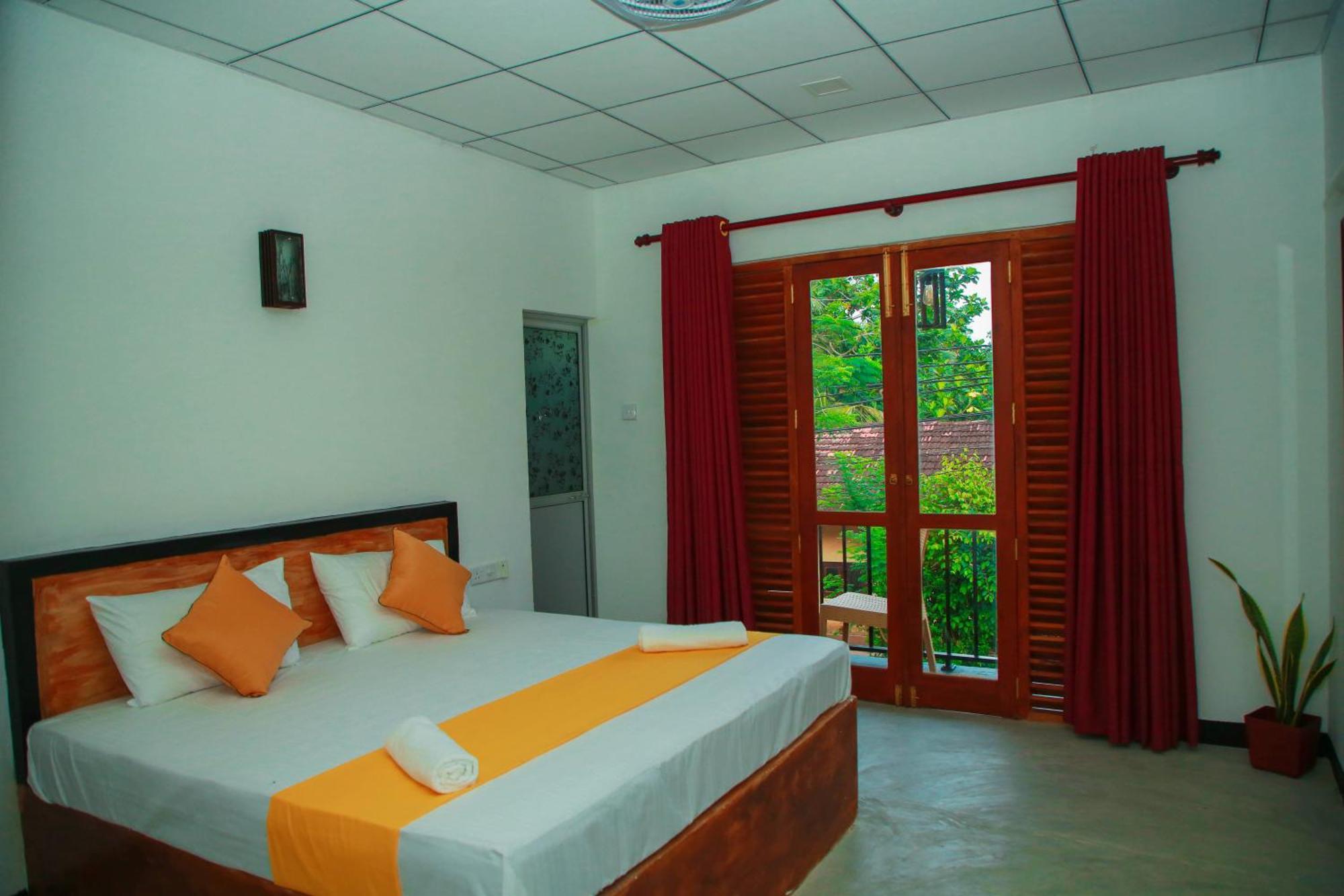 Samee Dream Guest Hotell Midigama East Exteriör bild