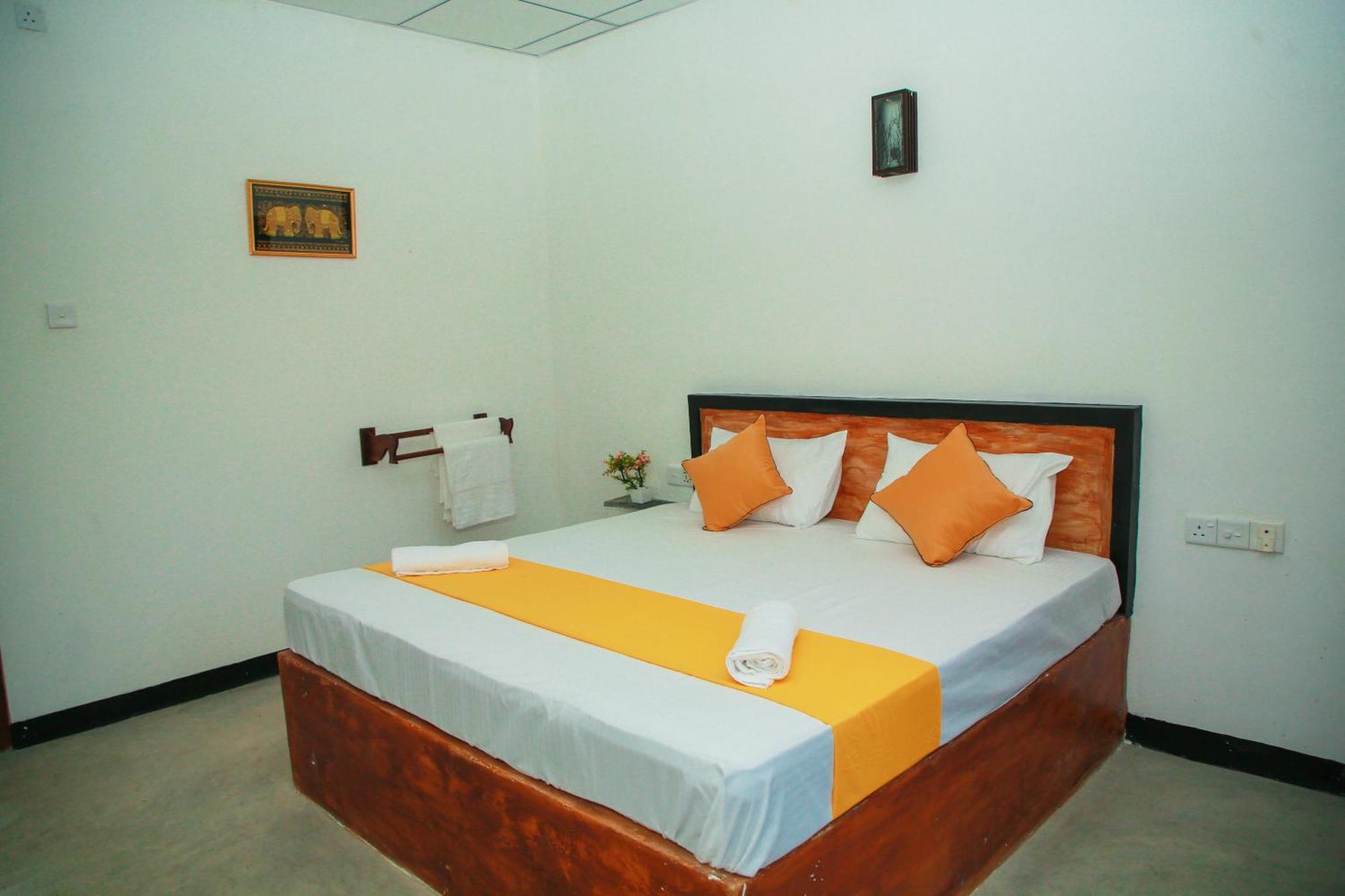 Samee Dream Guest Hotell Midigama East Exteriör bild