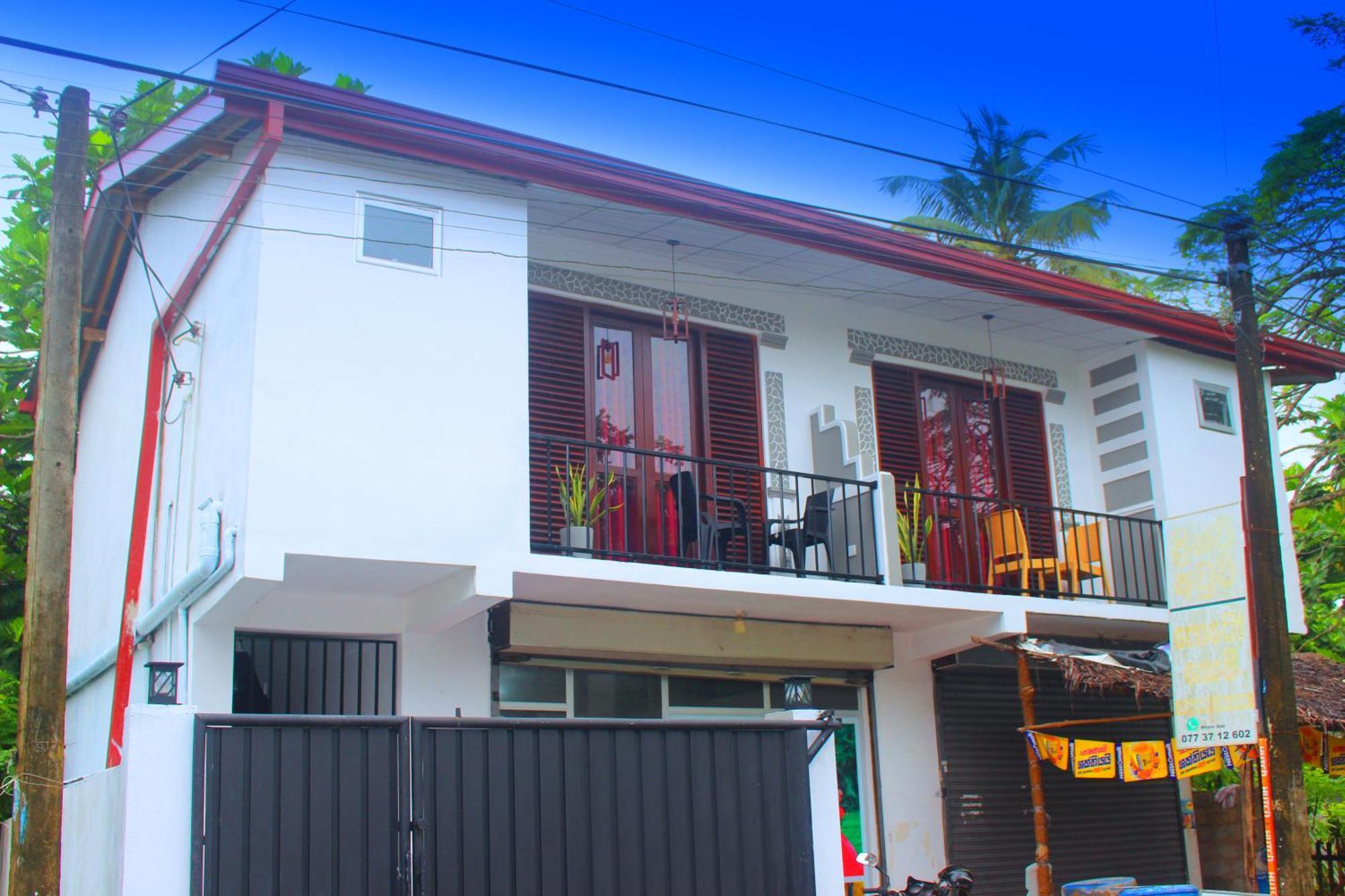 Samee Dream Guest Hotell Midigama East Exteriör bild